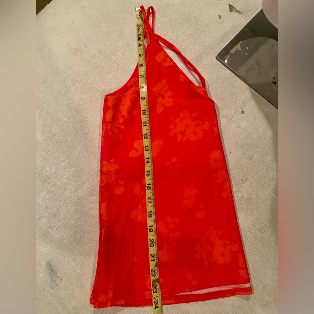 Spaghetti strap cami - Picture 3 of 5